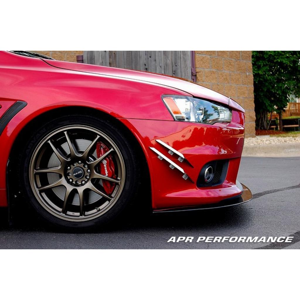 APR PERFORMANCE CARBON FIBRE FRONT WIND SPLITTER W/RODS