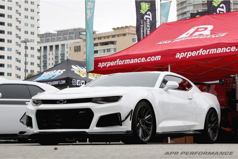 APR PERFORMANCE CARBON FIBRE FRONT AIR DAM/LIP