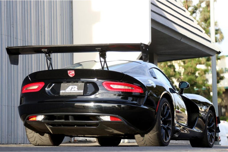 APR PERFORMANCE CARBON FIBRE GTC-500 ADJUSTABLE WING