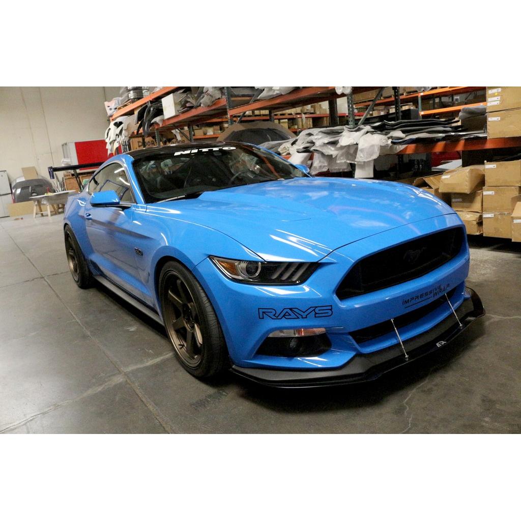 APR PERFORMANCE CARBON FIBRE FRONT WIND SPLITTER W/RODS