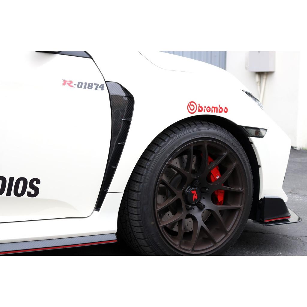 APR PERFORMANCE CARBON FIBRE FENDER VENTS