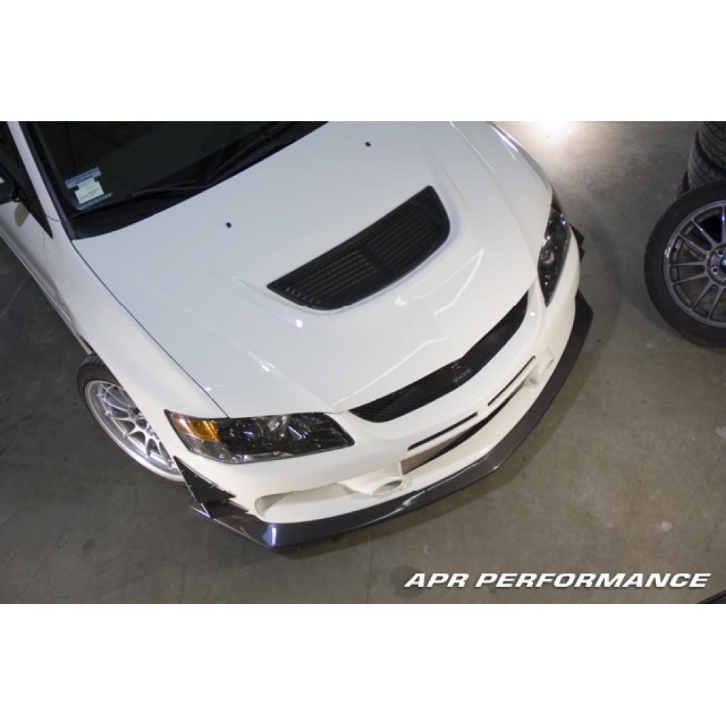 APR PERFORMANCE CARBON FIBRE FRONT BUMPER CANARDS