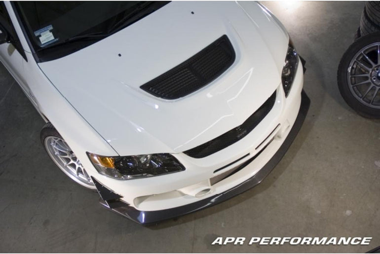 APR PERFORMANCE CARBON FIBRE FRONT BUMPER CANARDS