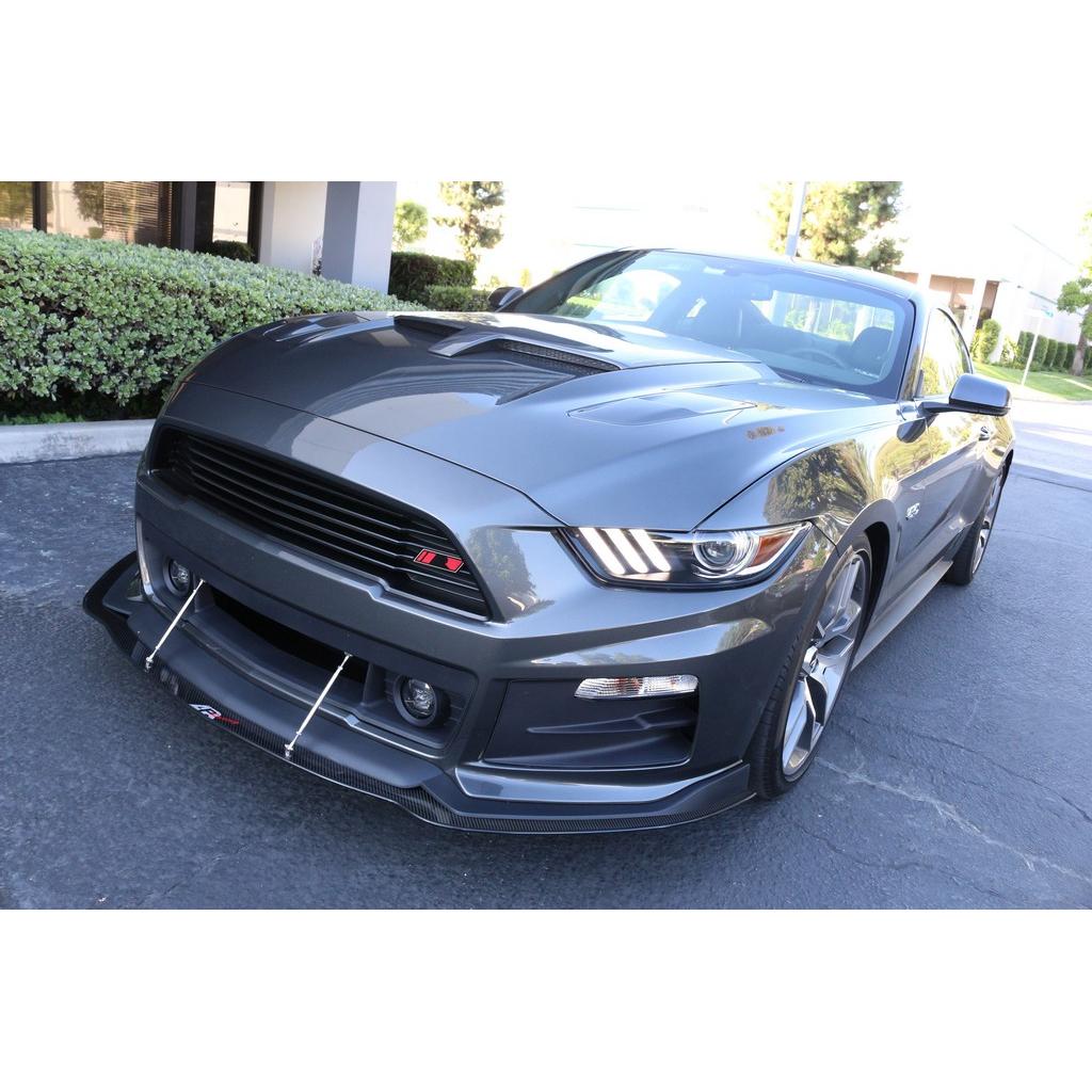 APR PERFORMANCE CARBON FIBRE FRONT WIND SPLITTER W/RODS