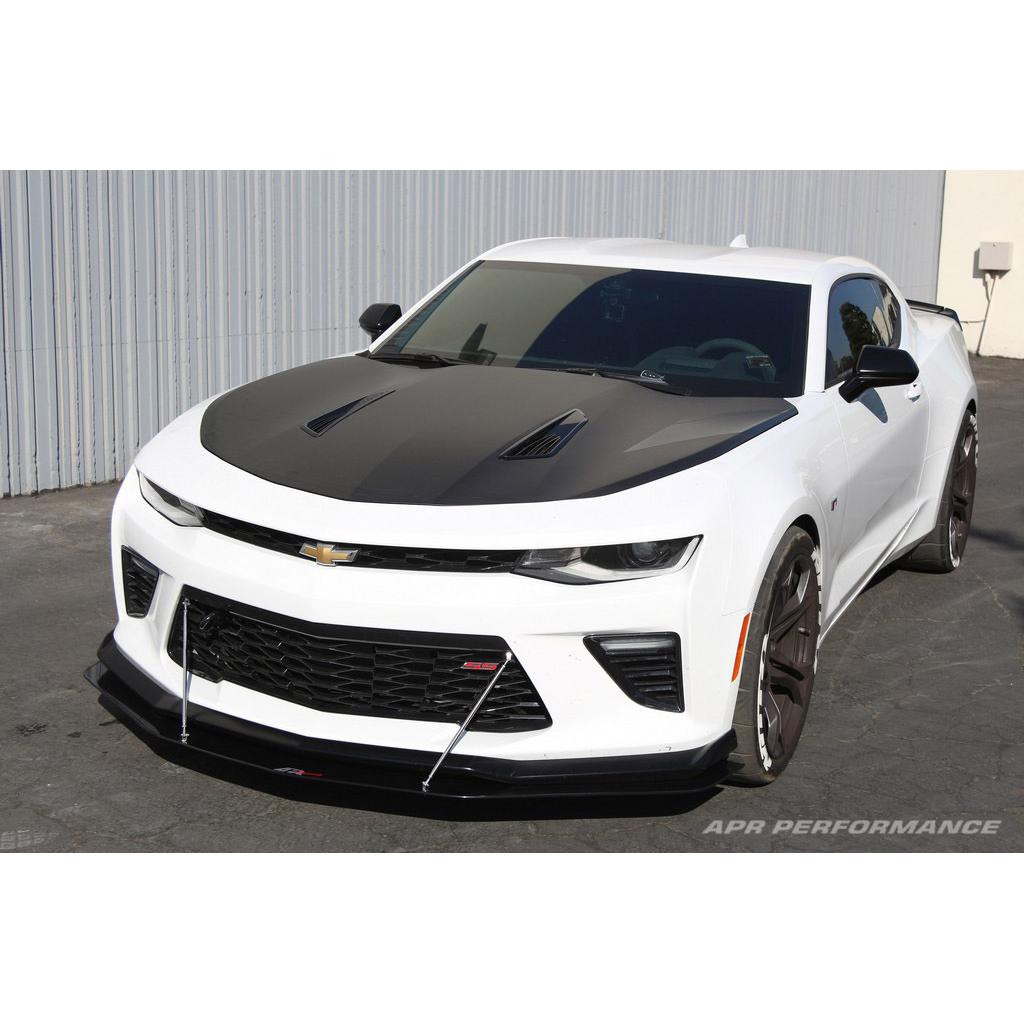 APR PERFORMANCE CARBON FIBRE FRONT WIND SPLITTER W/RODS