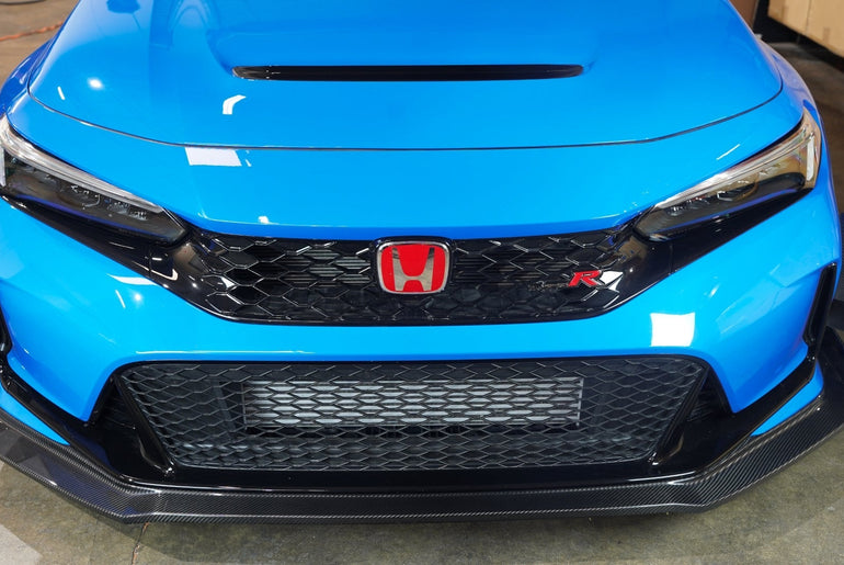 APR PERFORMANCE CARBON FIBRE FRONT BUMPER CANARDS